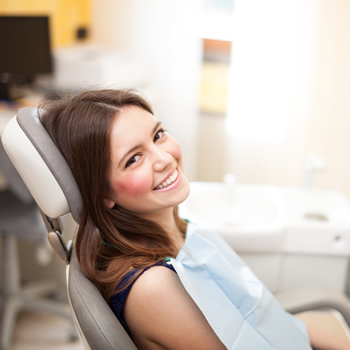 Oral surgery Elegant Smiles dental treatment scene
